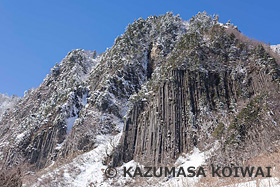 秋山郷布岩　長野県　2月