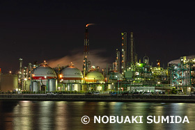 四日市コンビナートの夜景　三重県　2月