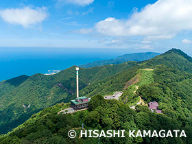 弥彦山展望台　弥彦山パノラマタワー　佐渡　ドローン撮影　新潟県　8月