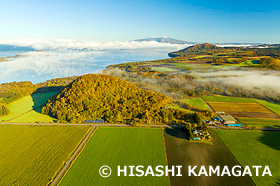 屈斜路湖　弟子屈原野　雲海　紅葉　ドローン撮影　北海道　10月