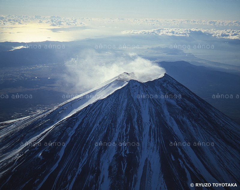 富士山　御来光　山梨県　1月