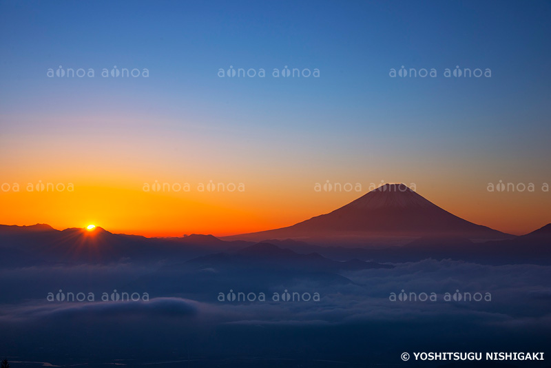 富士山と日の出　静岡県