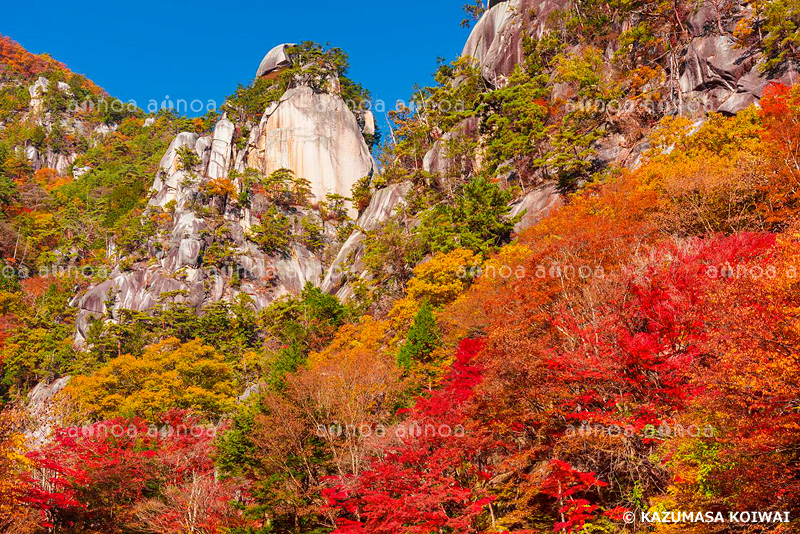 昇仙峡覚円峰　山梨県　11月